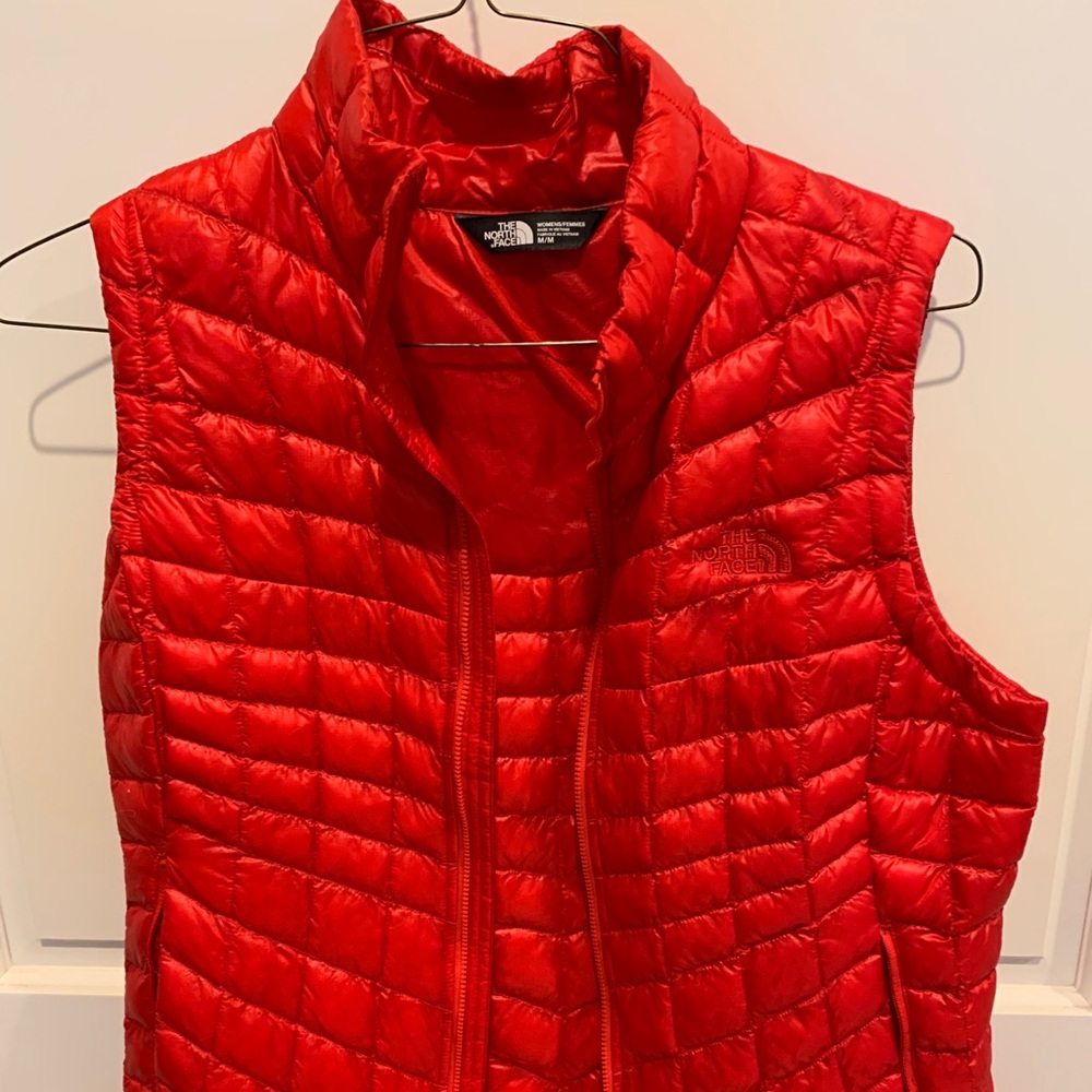 North Face Thermoball Vest (Size: Medium)